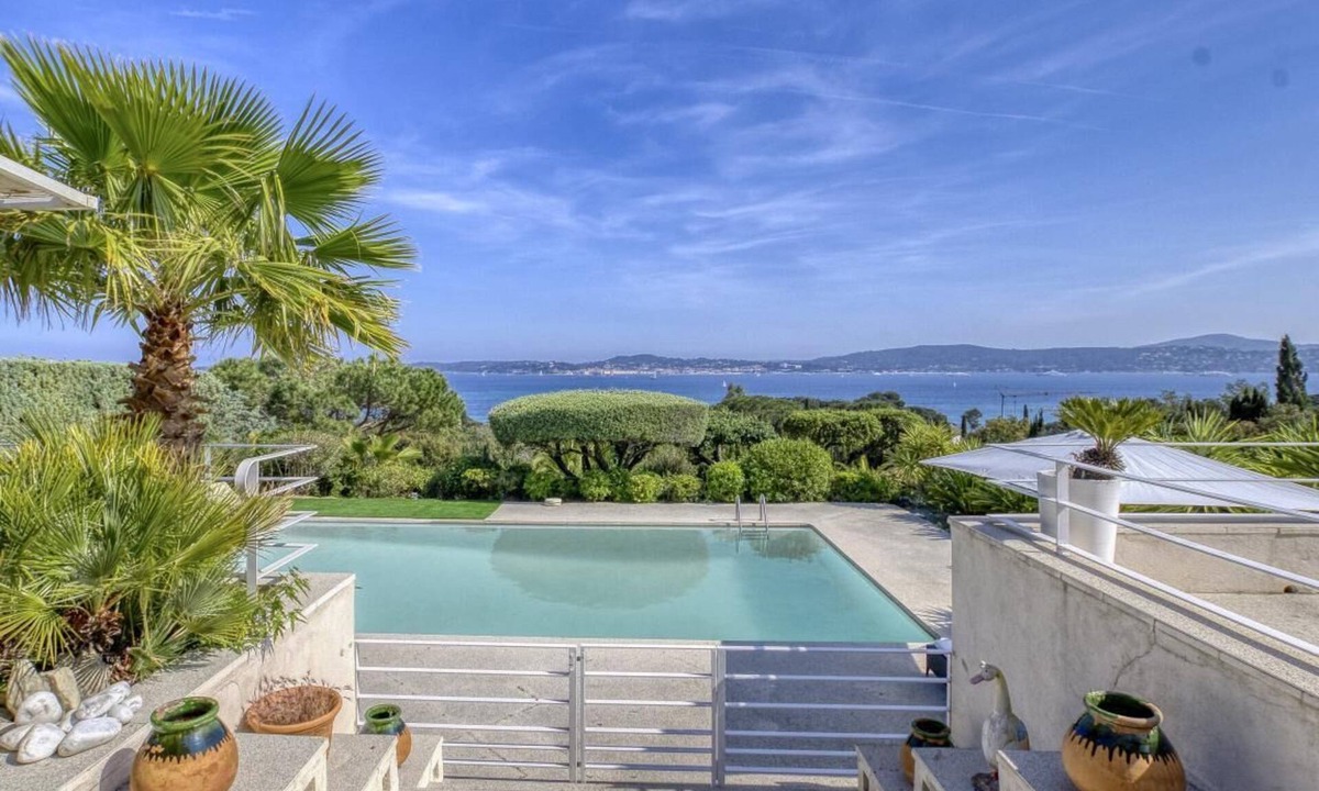 Guerrevieille Villa | Villa Grimaud 260 m2 - Spectacular 180° view of Saint Tropez bay