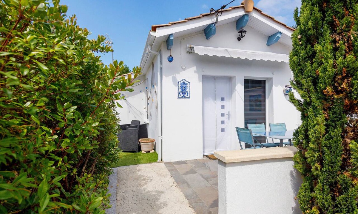Le Verdon-sur-Mer House | Villa Sandra – Bright House with Garden in Verdon-sur-Mer