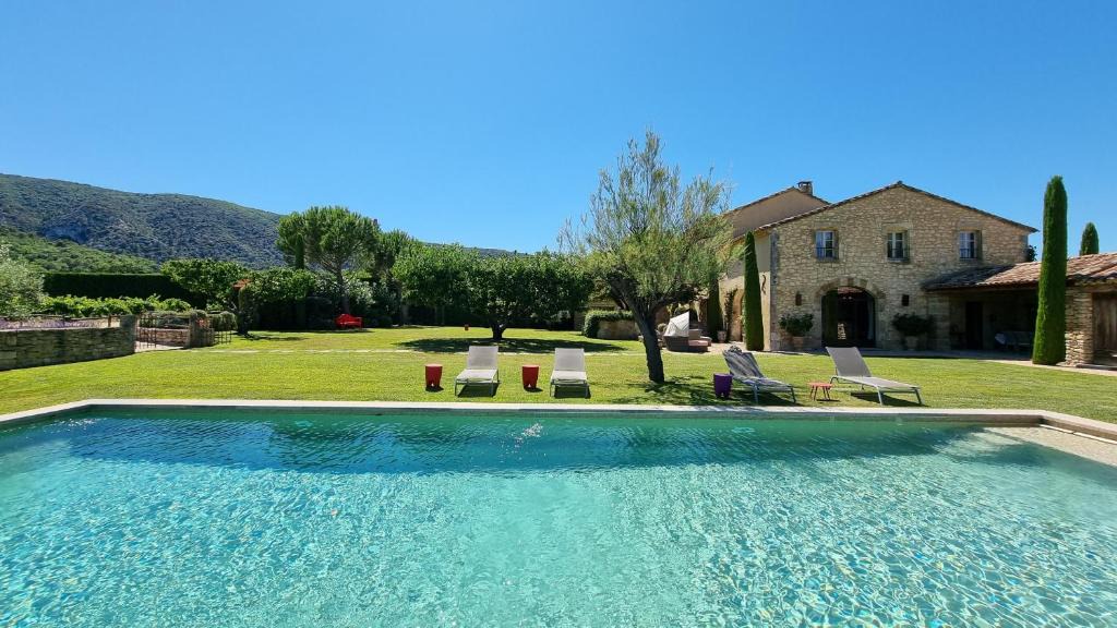 Oppede House | VILLAS DU LUBERON - Le Mas des Gourmandises