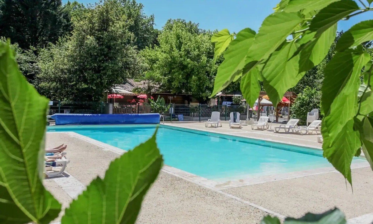 Antonne-et-Trigonant House | ZEcamping 3* piscine chauffée animaux acceptés mobil-home 28m2 6 pers