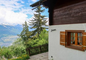 85 m² Accommodation ∙ 3 bedrooms ∙ 6 guests in Nendaz
