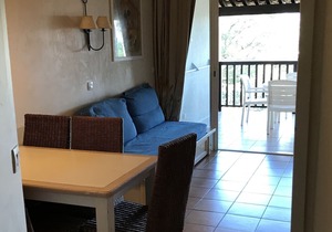 Apartment "les Restanques de Saint-Tropez" sleeps 5, balcony, view of Saint-Trop