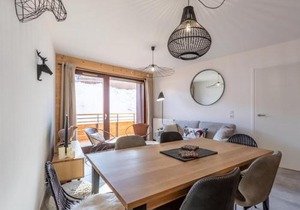 Appartement moderne 3 pièces à Plagne Centre, balcon sud, proche pistes et commerces. - FR-1-351-125