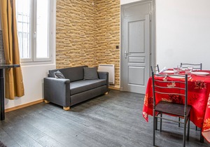 Large and calm studio in the heart of Bordeaux - Welkeys