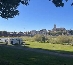 Camping De Nevers 