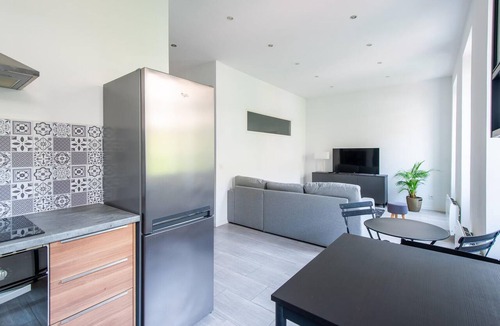 Les Chartreux Apartment | 1 bedroom gorgeous apartment in Marseille