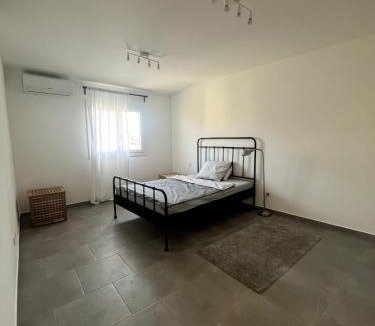 La Californie Apartment | 140 m apartment, 4 bedrooms sea airport and tram