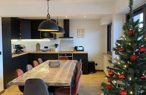 Jeux Apartment | 150m from resort center, 2nd floor, balcony, tv, ski locker, 100m², Alpe d'Huez