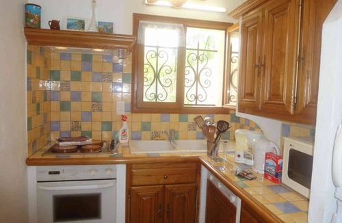 Le Bar-sur-Loup Apartment | 2 198/5 000 Cozy cottage with private garden and terrace – peaceful setting