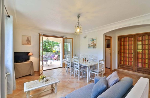 Le Bar-sur-Loup Apartment | 2 198/5 000 Cozy cottage with private garden and terrace – peaceful setting