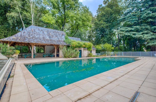 Le Lardin-Saint-Lazare House | 2 bedroom beautiful home in Condat-sur-Vézère
