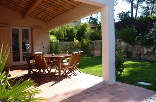 La Ciotat Villa | 2 km from the beach, villa with a pool, air conditioning, and a beautiful ocean view