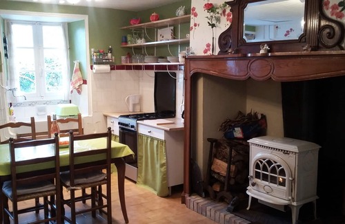 Hautefort Cottage | 2 Perigorian Cottages, 10p: heated pool, child paradise, game room, large garden