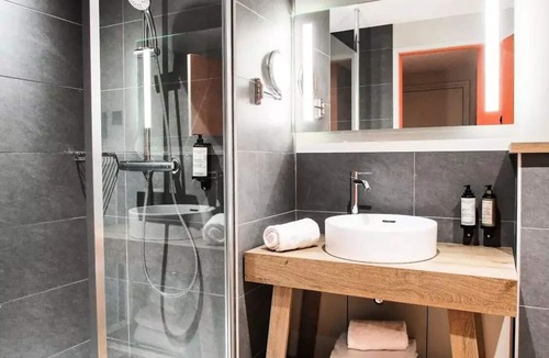Flaine Hotel | 2 Premium Rooms 2 People Balcony View