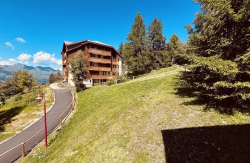 Vallandry Apartment | 230m from resort center, floor -2, balcony, tv, ski locker, 20m², Peisey-Vallandry