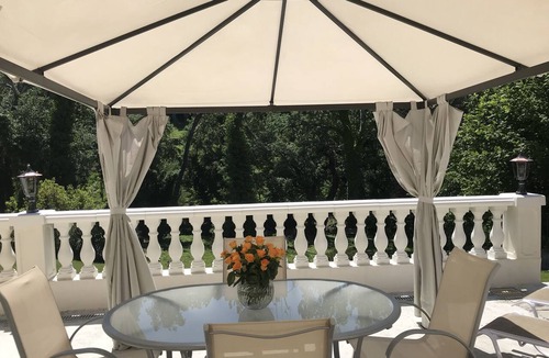 Vence Apartment | 30 sq.m studio at garden level. Quiet villa in a green setting with terrace