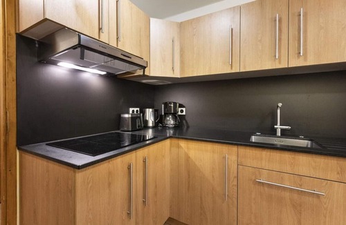 Val-Thorens Apartment | 300m from resort center, fitness, swimming pool, sauna, jacuzzi, hammam, balcony, tv, ski locker