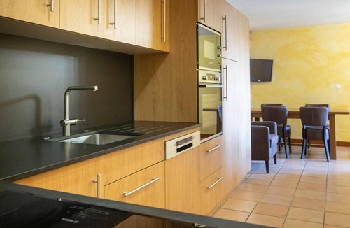 Val-Thorens Apartment | 300m from resort center, fitness, swimming pool, sauna, jacuzzi, hammam, balcony, tv, ski locker