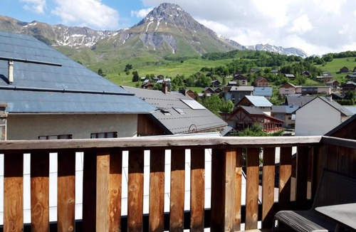 Albiez-le-Vieux Apartment | 300m from ski slopes, 2nd floor, terrace, parking, tv, ski locker, 41m², Albiez Montrond