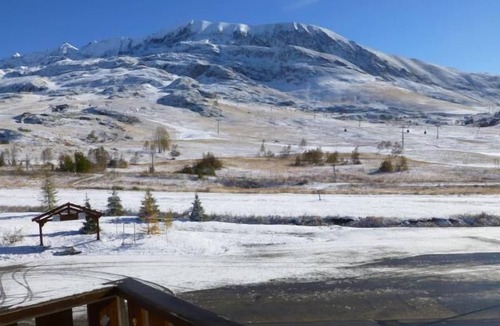 Cognet Apartment | 350m from resort center, 2nd floor, balcony, tv, 44m², Alpe d'Huez