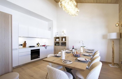 Bergers Apartment | 3rd floor, fitness, swimming pool, sauna, hammam, balcony, tv, ski locker, 93m², Alpe d'Huez