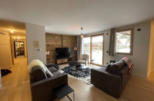 Les Carroz-d'Araches Apartment | 5-room apartment at slopes for 8 pers, with parking and WiFi