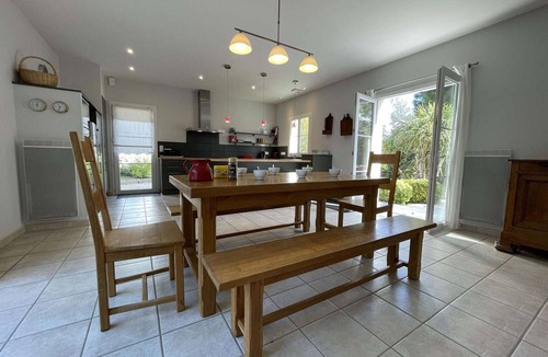 Domino House | 6-room villa with private garden, pets allowed, free Wi-Fi and near the beach - Saint-Georges-d’Oléron