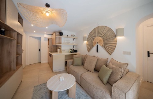Saint-Tropez City Centre Apartment | 6P apartment in a Citadelle/POOL - Saint-Tropez