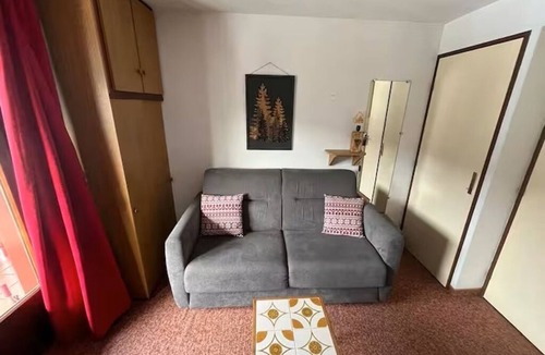 Mijoux Apartment | A break in the heart of nature Haut Jura