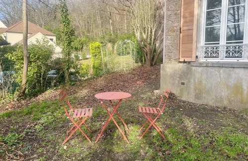 Saint-Remy-les-Chevreuse House | A comfortable cottage in the heart of nature, close to forest trails