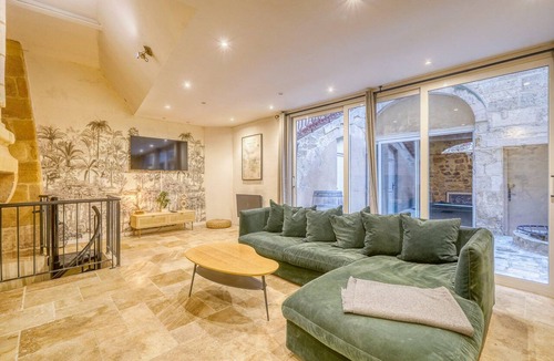 Hotel de Ville - Quinconces Apartment | A superb large loft in the heart of Bordeaux