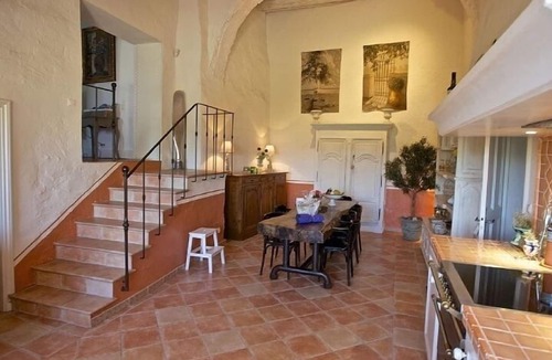 Roussillon House | A vast village villa with stunning views, an outdoor garden, a pool, and AC.