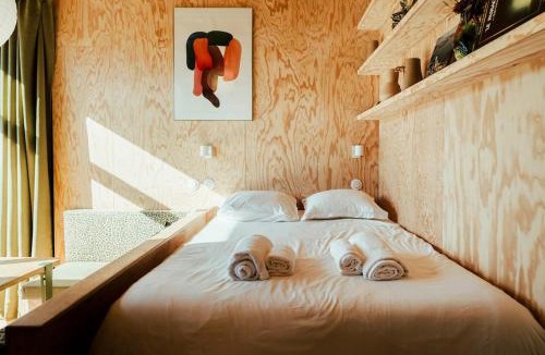 Angon Apartment | ACMÉ Lodge lake view & Nordic bath