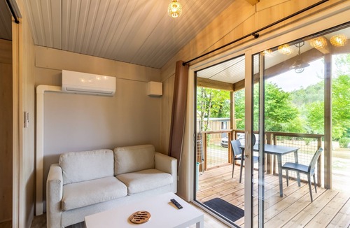 Saint-Martial-de-Nabirat Ski Chalet | Air-conditioned Chalet with Pool & Fishing Ponds – Périgord Noir, near Sarlat