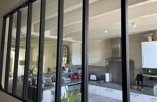 Bordeaux House | Air-conditioned house with a pool and patio—just steps away from the most beautiful sites in Gironde
