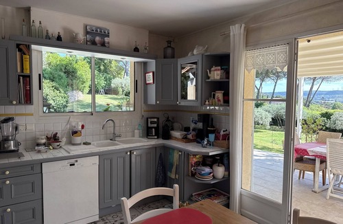 Ventabren Villa | Aix en Provence, near, beautiful country house 200 m2 with independent studio and swimming pool