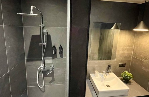 Dijon Centre Ville House | Alfred Suites is an elegant, upscale residence ideally located in the vibrant he