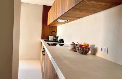 Roucas-Blanc Apartment | An Endless Summer