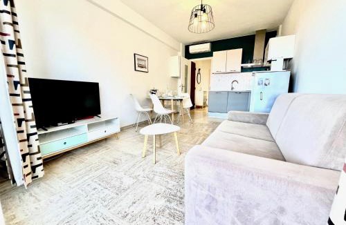 La Californie Apartment | ApartHotel Riviera - Terrasse des Bougainvillees - 100m Promenade des Anglais