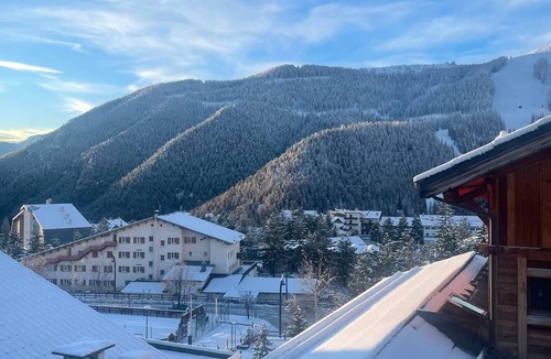 Saint-Etienne-de-Tinee Apartment | Apartment 'Chaleureux La Montagne' with Private Garden and Balcony