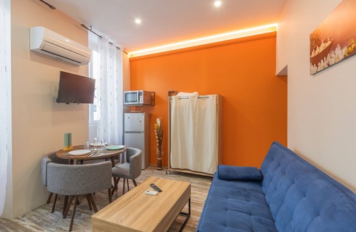 Bourg-Saint-Andeol Apartment | Apartment '106 - Cosy T2' with Wi-Fi and Air Conditioning