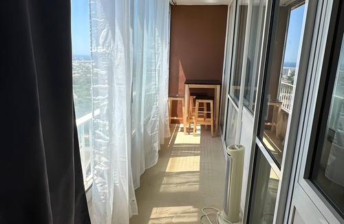 La Panouse Apartment | Apartment "Grand 8 Guests" with Sea View, Balcony, and Wi-Fi