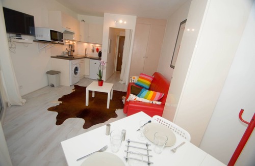 Cros-de-Cagnes Apartment | apartment in residence Cros de Cagnes 1min walk to the beach