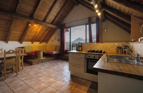 Albiez-le-Vieux Apartment | Apartment 'Les Combles' with Mountain View, Private Terrace and Wi-Fi
