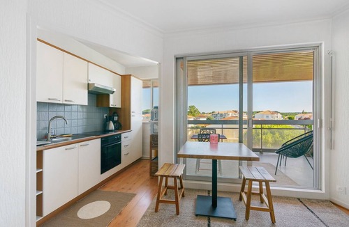 Vaux-sur-Mer Apartment | Apartment 'Pontaillac Royan T2 Belle Terrasse' with Private Garden and Balcony