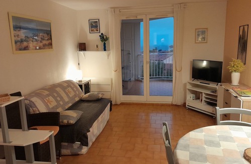 Saint-Aygulf Apartment | Apartment T2, sleeps 4, ideally placed, panoramic sea view,