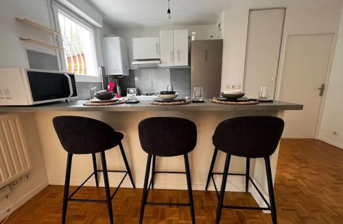 Le Bourget Apartment | Appart calme avec jardin et parking. 15mn de Paris