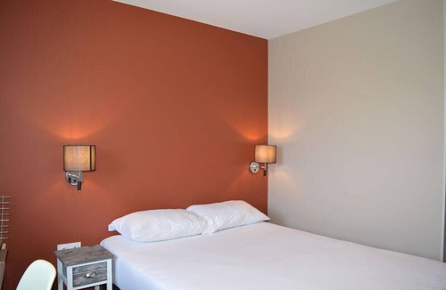 Chateauroux Hotel | Appart'Hotel Voltaire