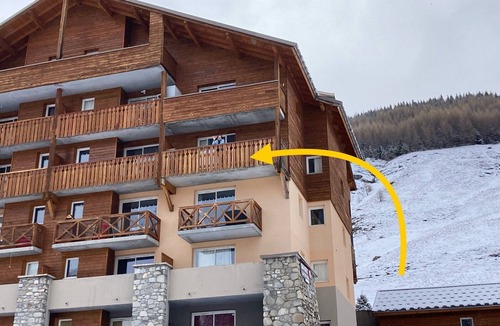 Allos Apartment | Appartement 2 Chambres - vue Magnifique sur les Sommets