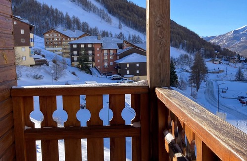 Allos Apartment | Appartement 2 Chambres - vue Magnifique sur les Sommets